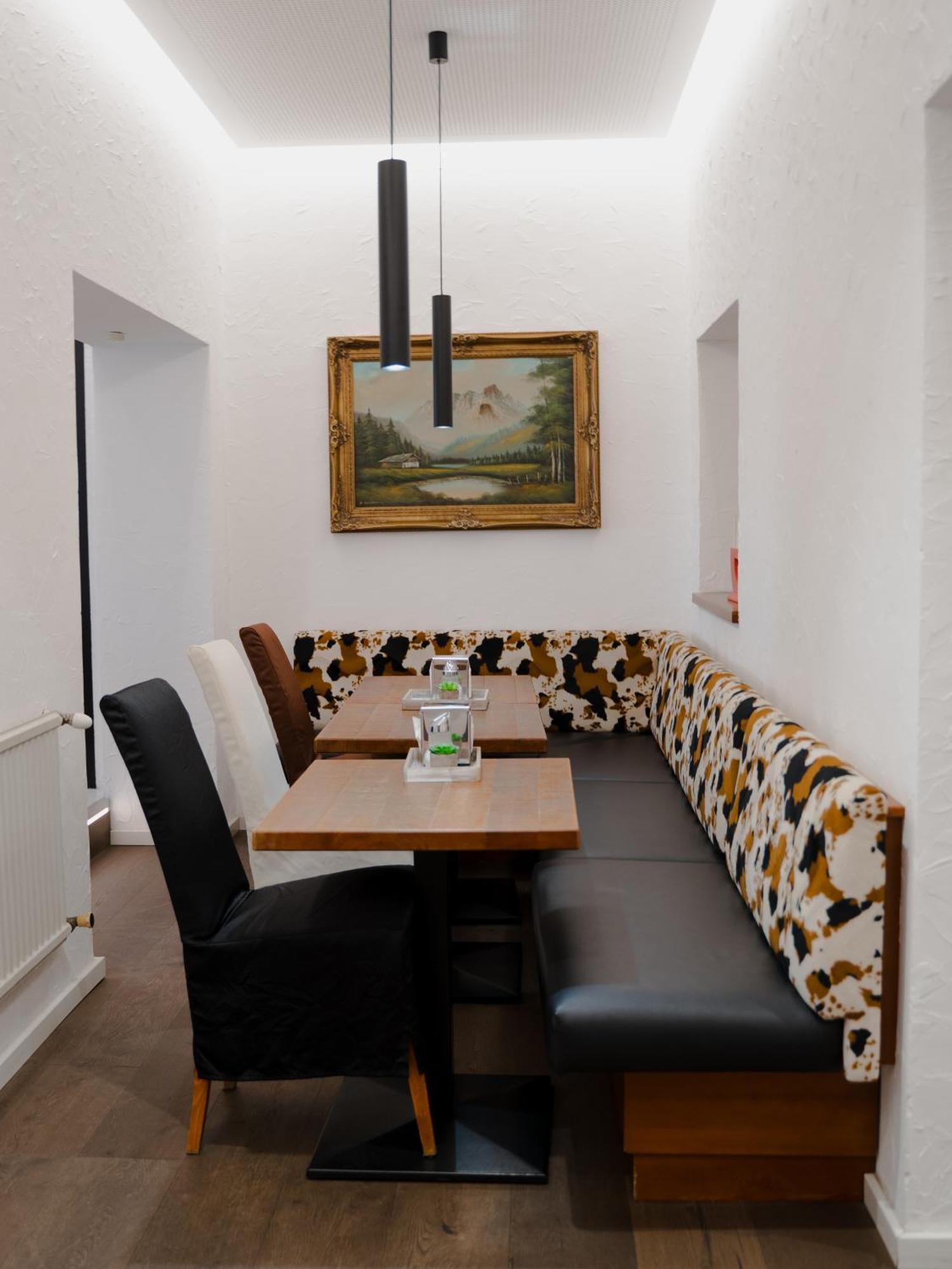 Binders Budget City-Mountain Hotel Innsbruck Exterior foto